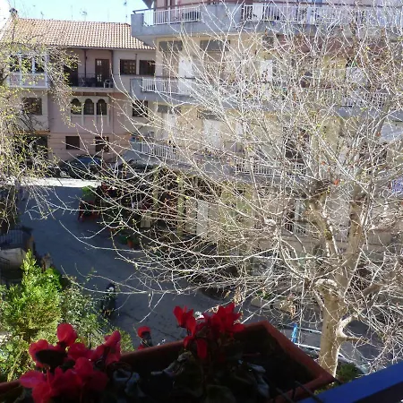 Irodotou Apartment *